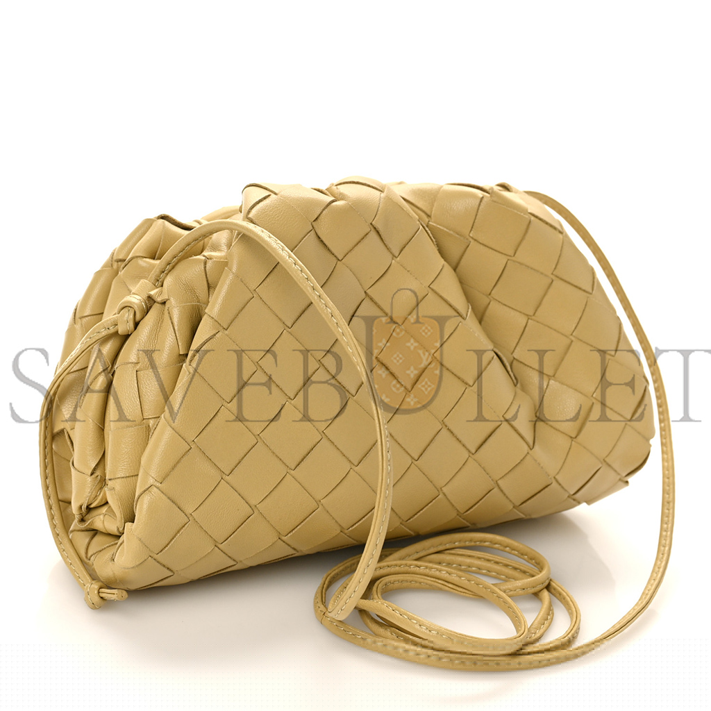 bo*te*ga Ve*ne*ta nappa intrecciato the mini pouch tapioca (22*13*6cm)