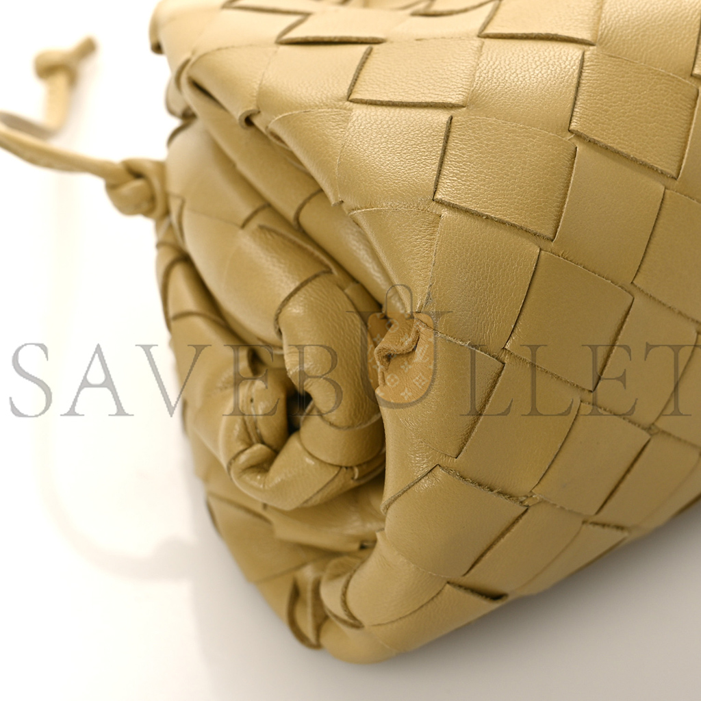 bo*te*ga Ve*ne*ta nappa intrecciato the mini pouch tapioca (22*13*6cm)