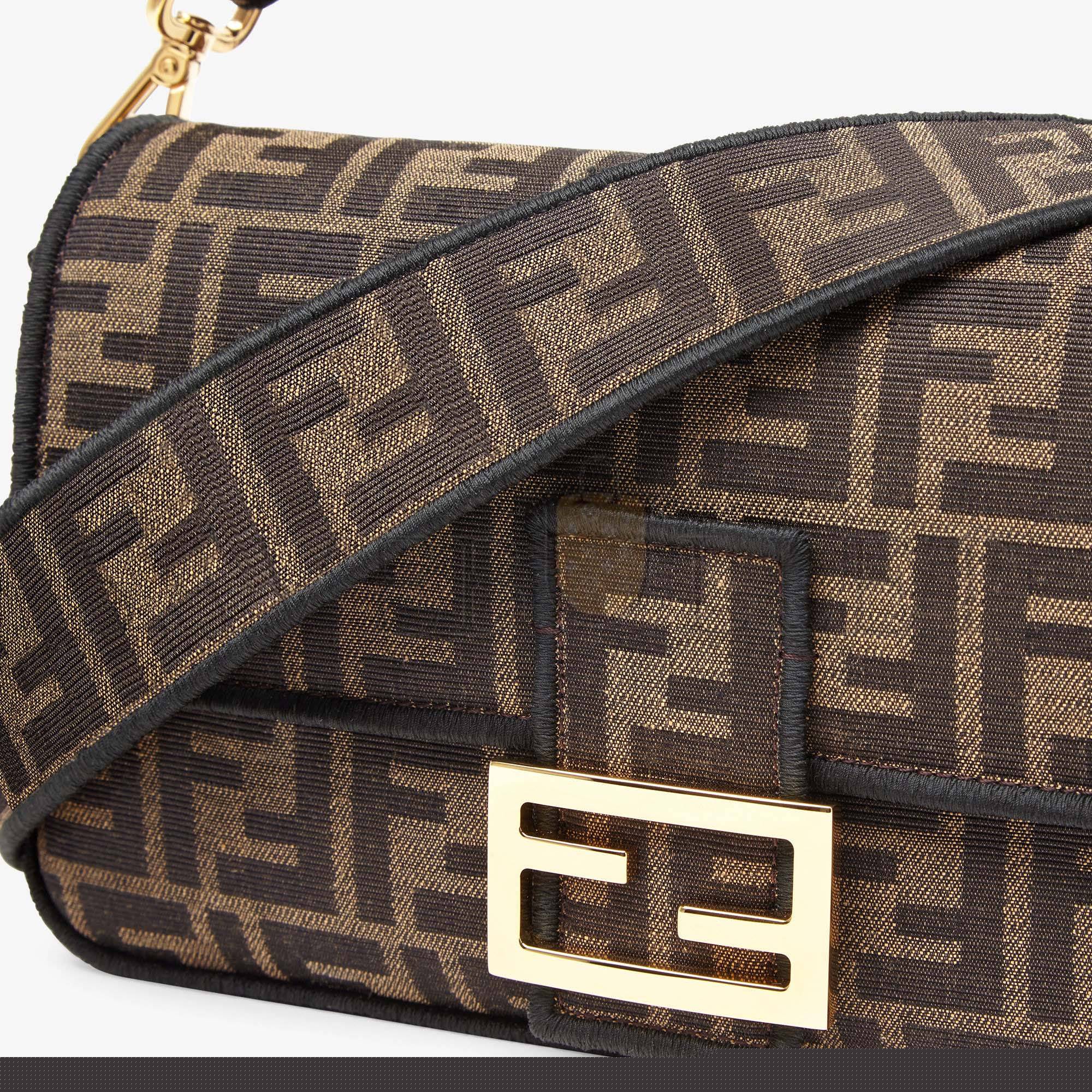 F**di baguette - jacquard ff fabric bag 8br600a6v5f17u4 (27*15*6cm)