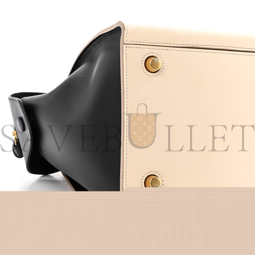 Ce**e smooth calfskin small ring bag chalk (30*25*17cm)